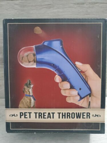 Pet Treat Launcher Dog Or Cat Snack Catapult Food Thrower Training Nib Fun