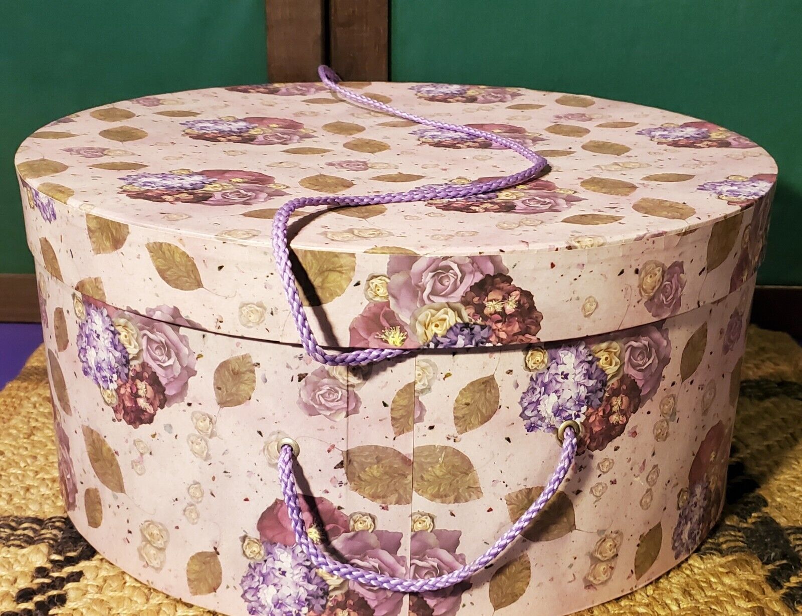 Vintage Large Floral Pastel Round Hat Box Storage Box Rope Handle New York 15''